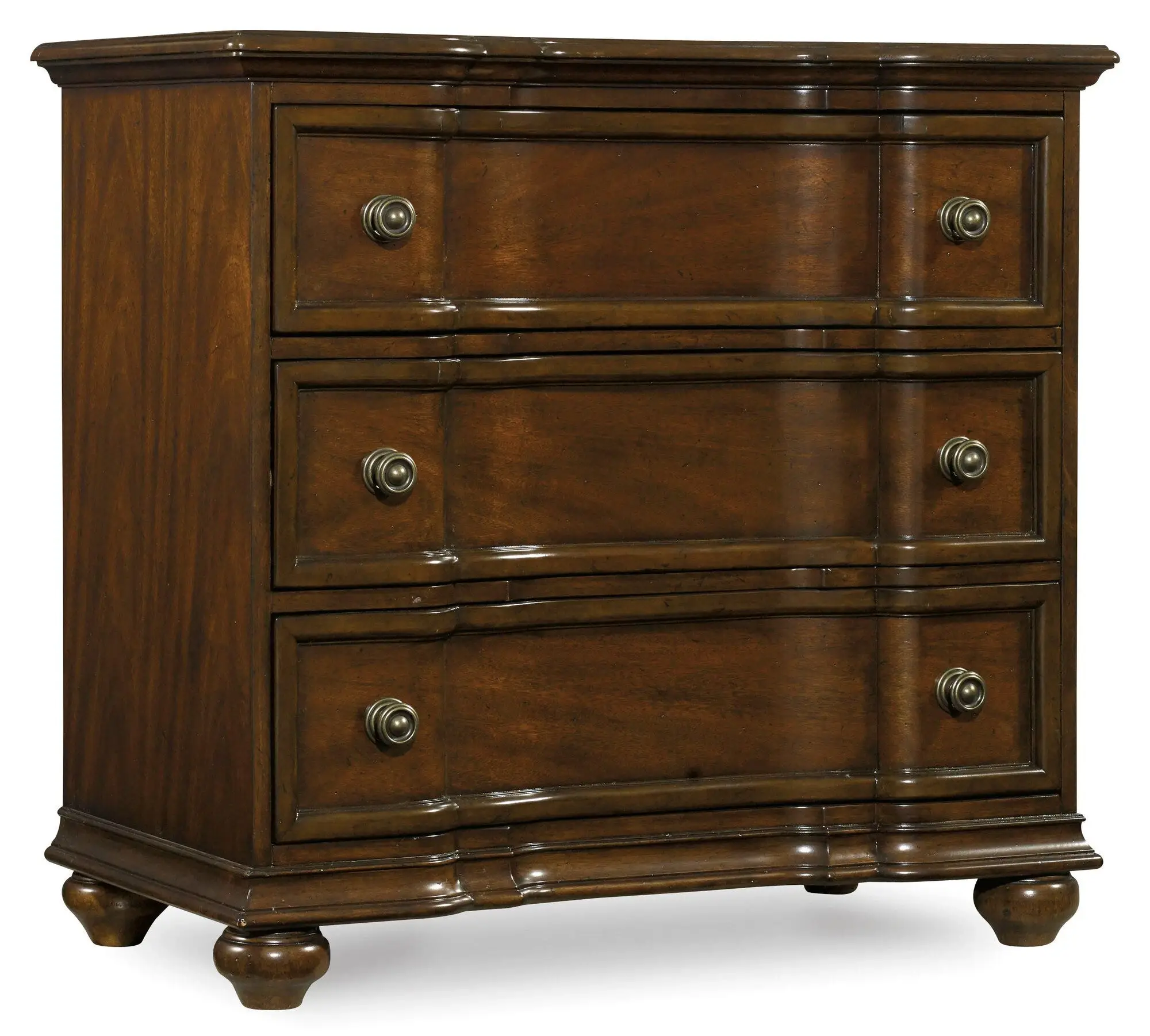 5405d2aa83bf099b2a1762ea71cabdf5 Leesburg Bachelor's Chest - Image 1