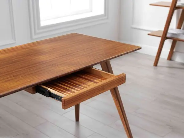studio plus desk