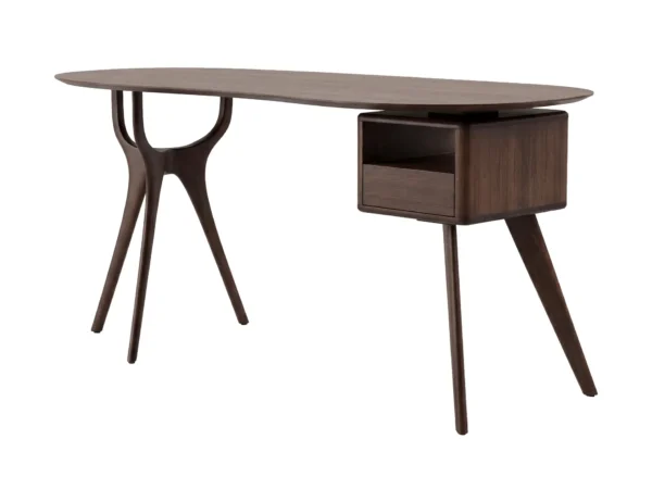 wynn desk
