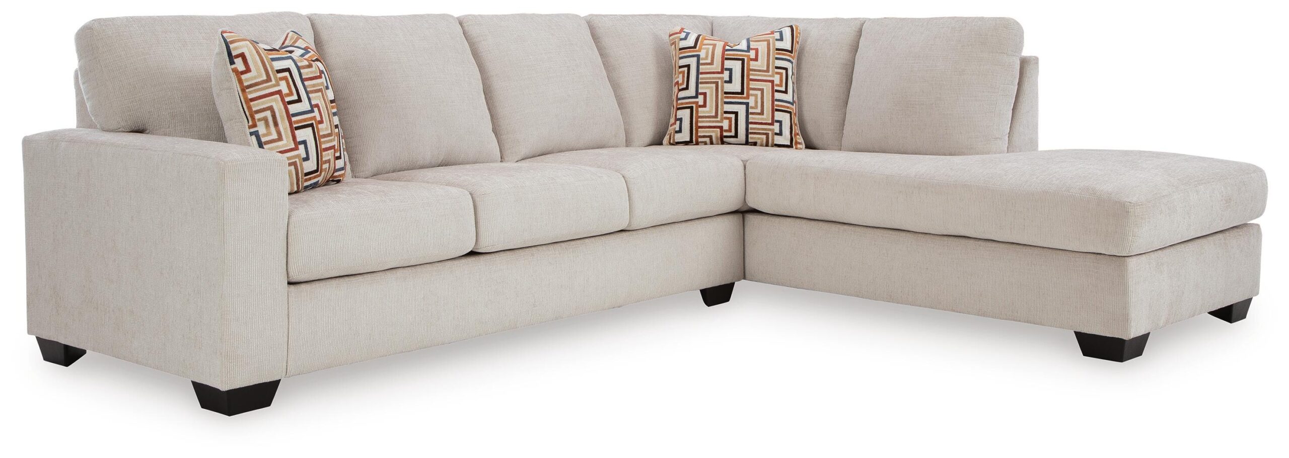 39e588c55ff1d9065e8291f959949ab5 Aviemore 2-Piece Sectional with Chaise - Image 1