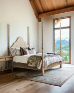 caldera poster bed